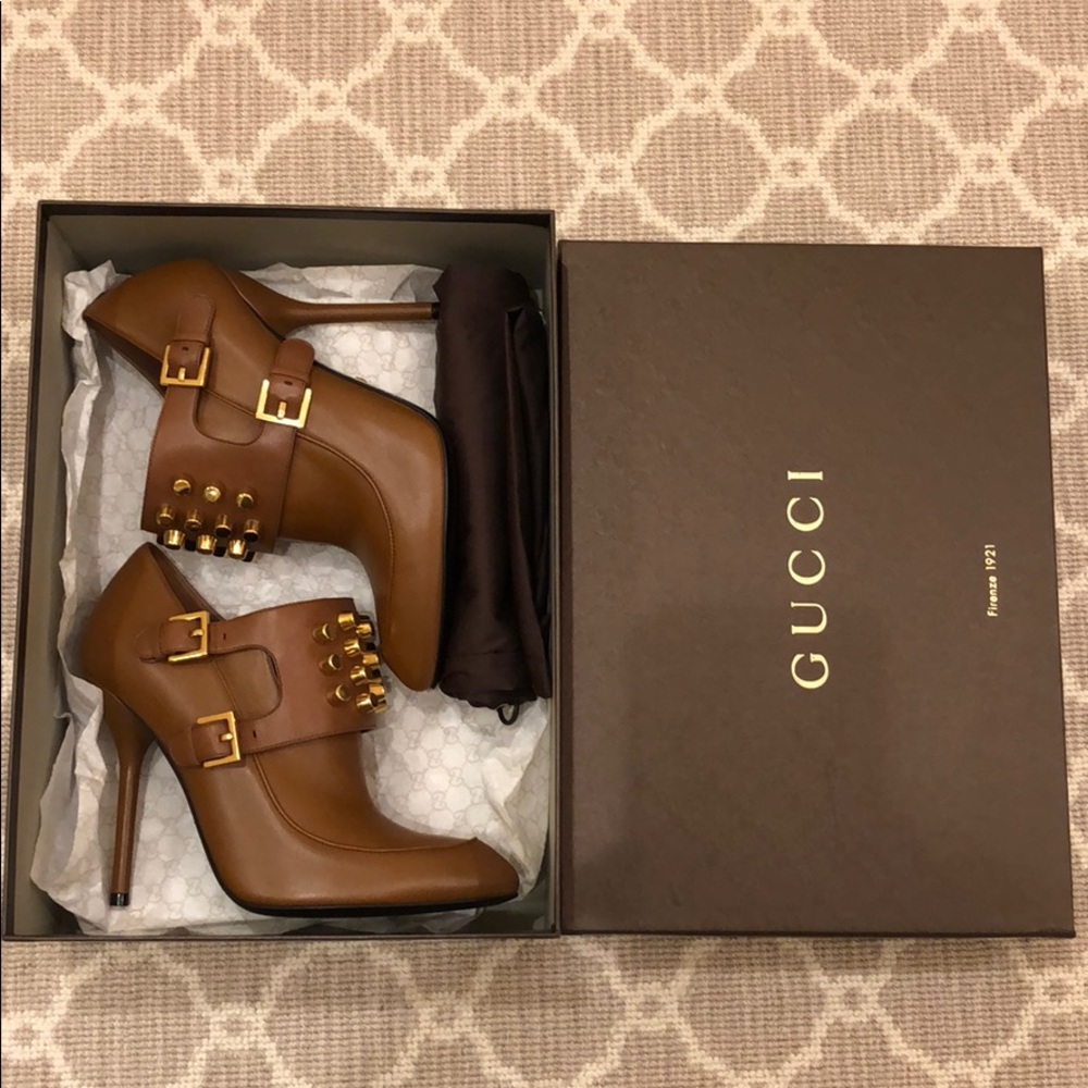 🔥Gucci Alexandra Nappa Charlotte Lifford Booties - Picture 5 of 6